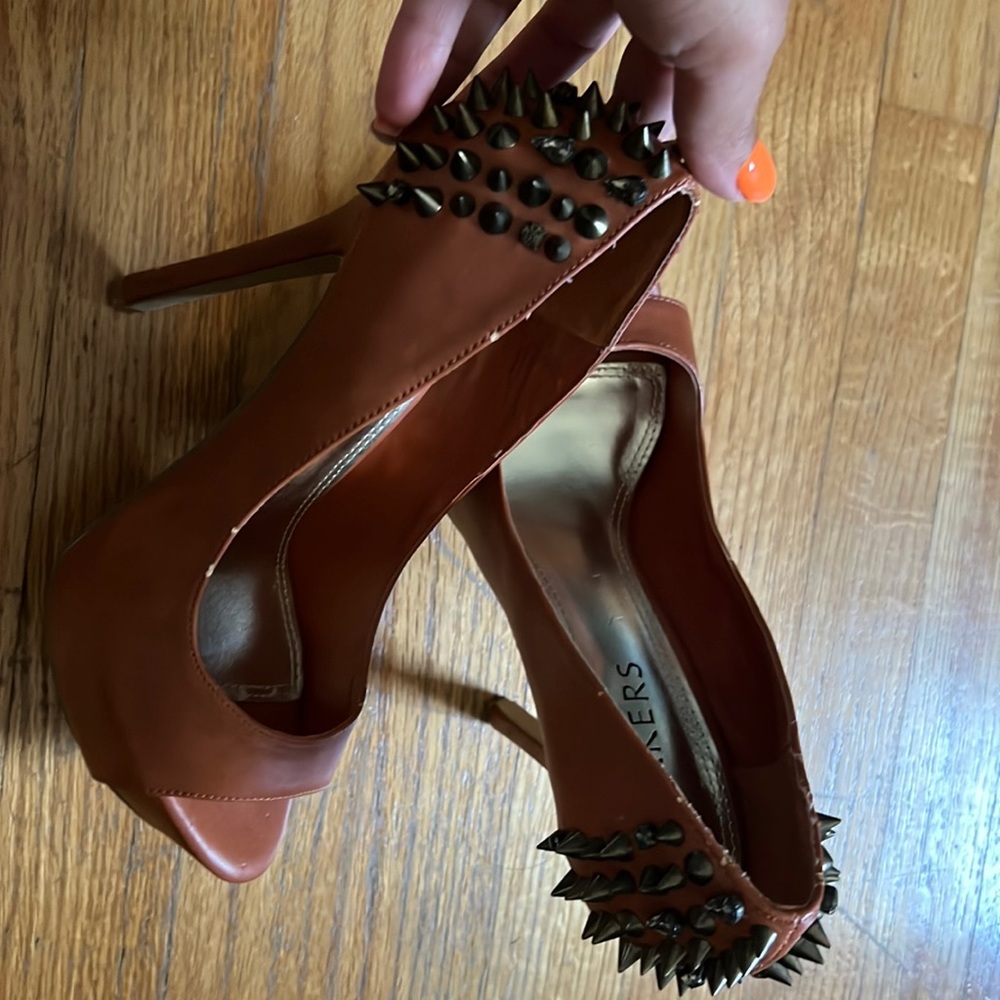 Bakers beautiful heels .